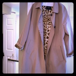Women’s tan rain coat